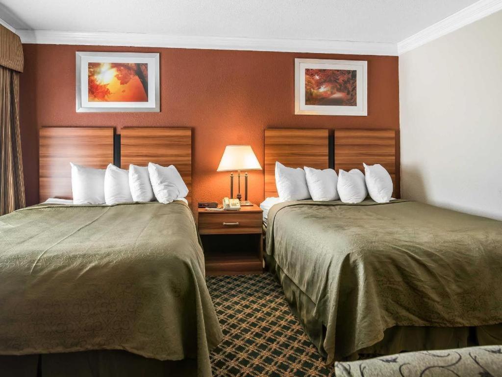 Quality Inn Rutland Exterior photo