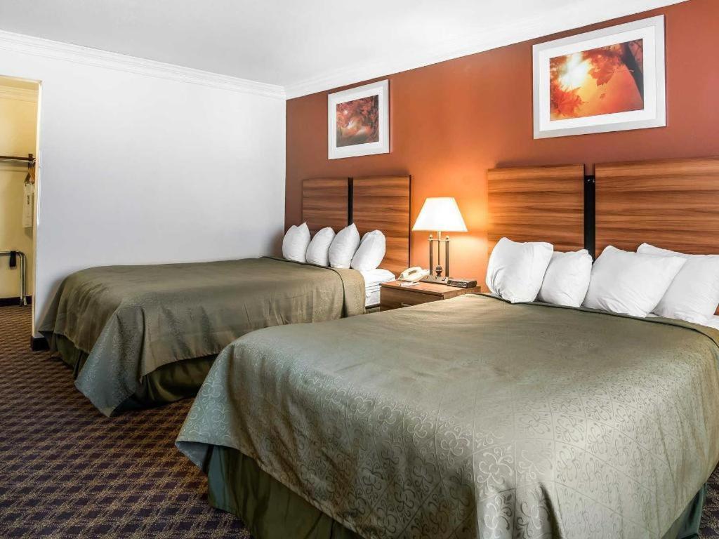 Quality Inn Rutland Exterior photo